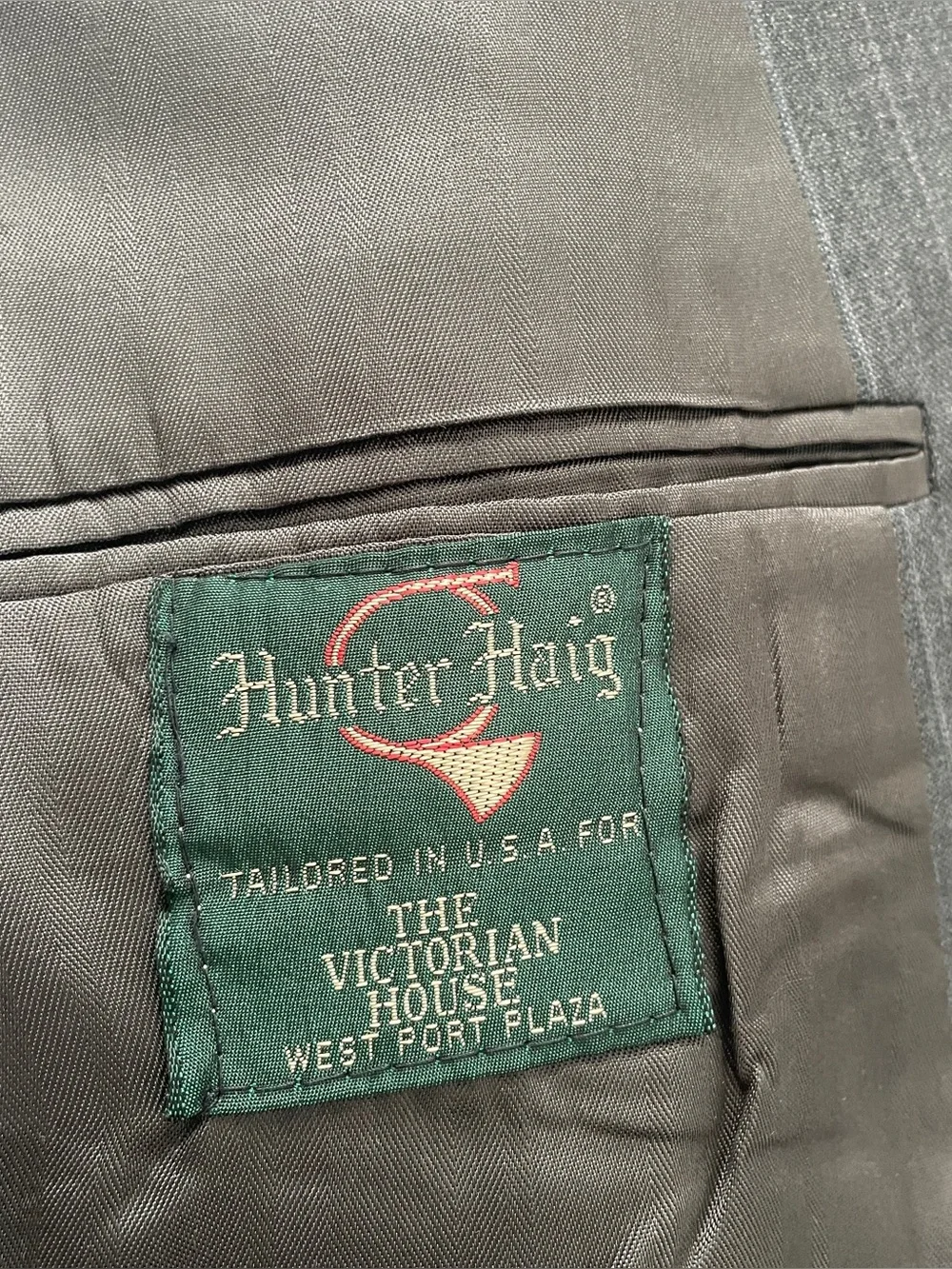 Vintage Hunter Haig Mens 2 Piece Pinstripe Suit 42L Regular 100% Wool USA Made